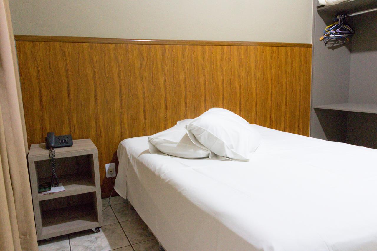 Colonial Hotel 이타티바 외부 사진